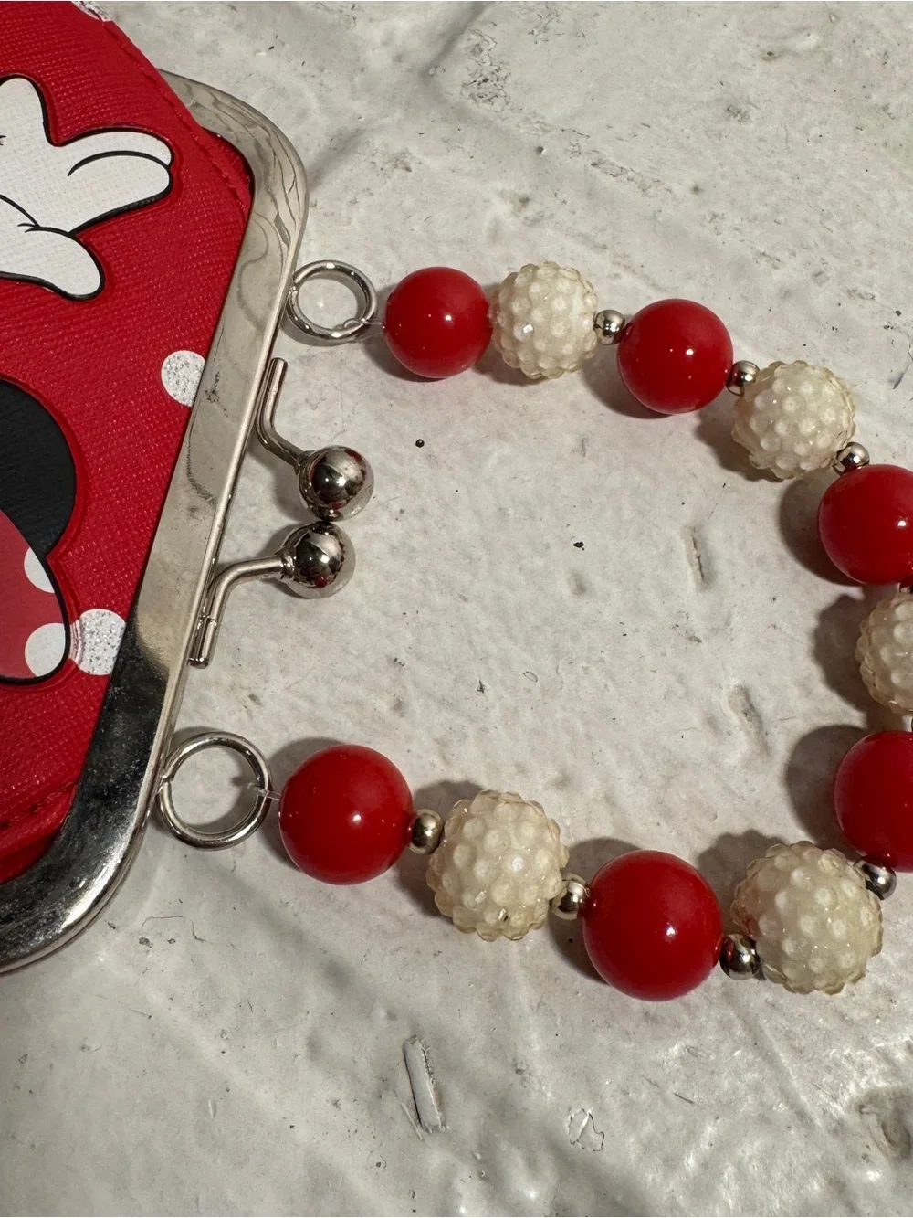 Vintage Disney Minnie Mouse Handbag Chunky Beaded Handle Red Polka Dot Bow Clasp